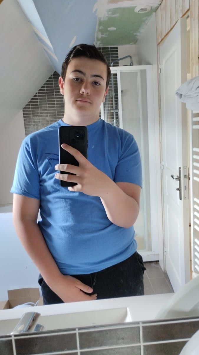 Profil de Souhail, 25 ans, Rencontre gay à Vesin (Fribourg)