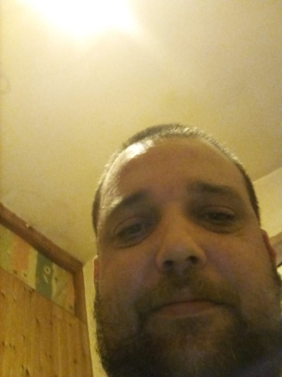 Salimou - Rencontre gay à Buchillon FR Profil de Salimou, 33 ans, Rencontre gay à Buchillon FR (Fribourg)