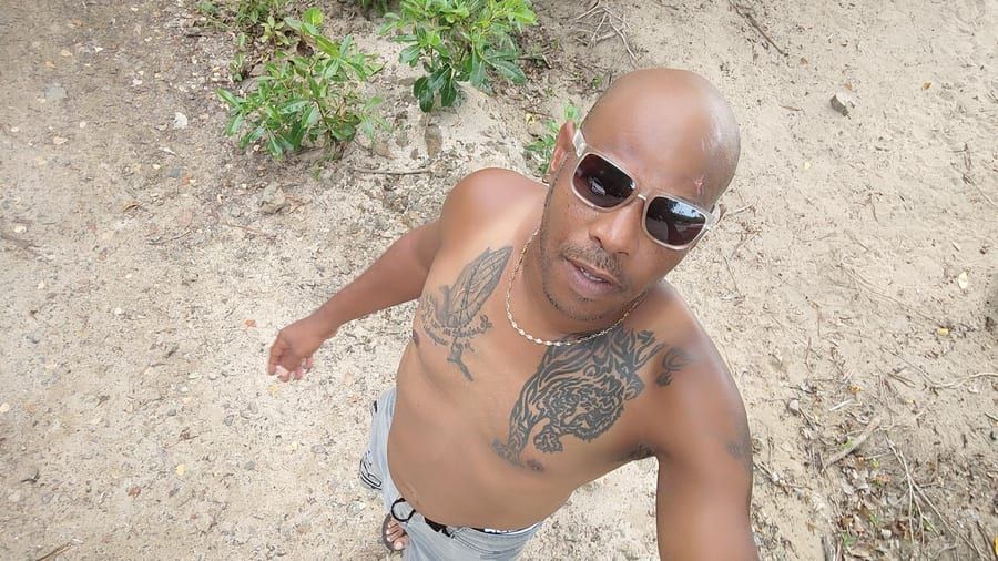 Profil de Janel, 26 ans, Rencontre gay à Lentigny (Fribourg)