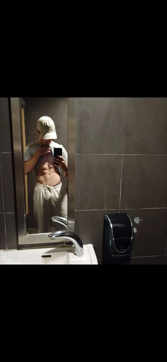 Profil de Valérien, 25 ans, Rencontre gay à Plasselb (Fribourg)