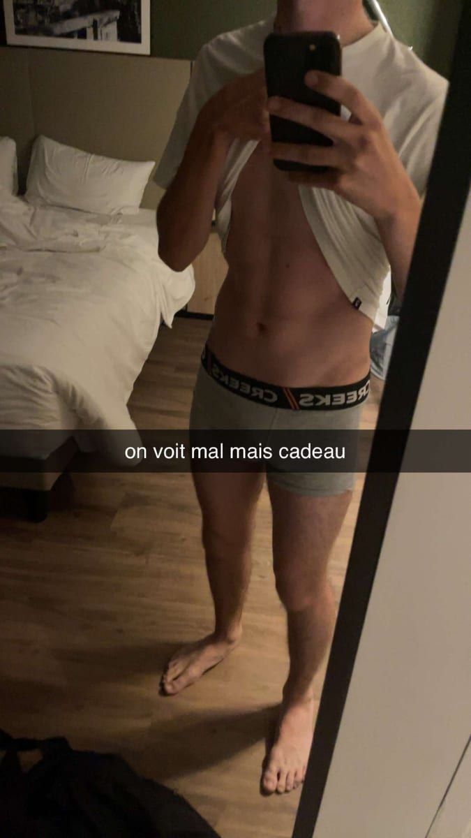 Profil de Mailey, 25 ans, Rencontre gay à Russy (Fribourg)