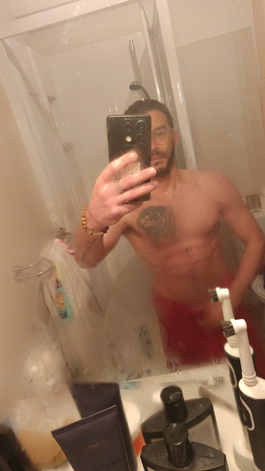 Profil de Guney, 26 ans, Rencontre gay à Oberried FR (Fribourg)