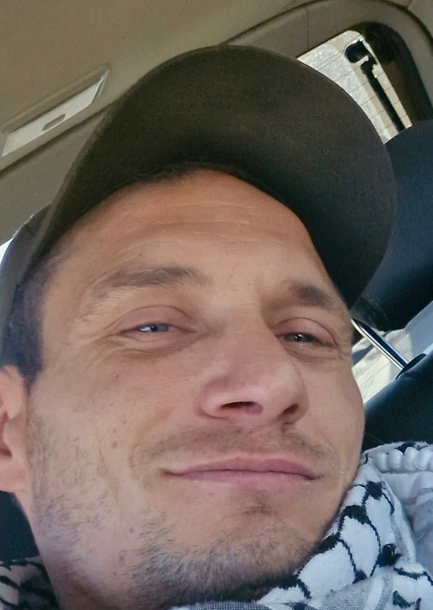 Profil de Izak, 25 ans, Rencontre gay à Chénens (Fribourg)