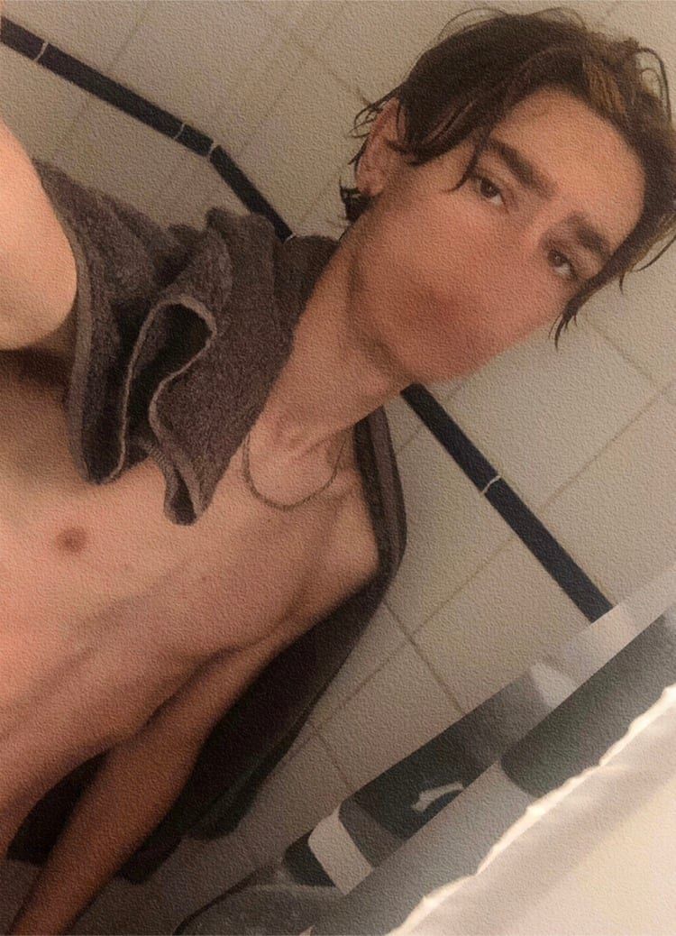 Profil de Djohar, 24 ans, Rencontre gay à Vuisternens-devant-Romont (Fribourg)