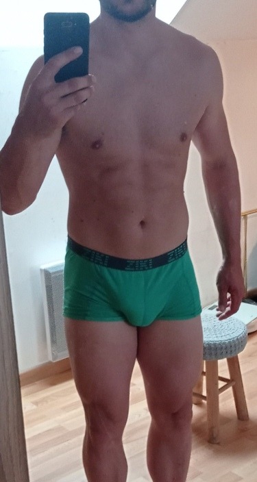 Profil de Alcide, 24 ans, Rencontre gay à Cournillens (Fribourg)