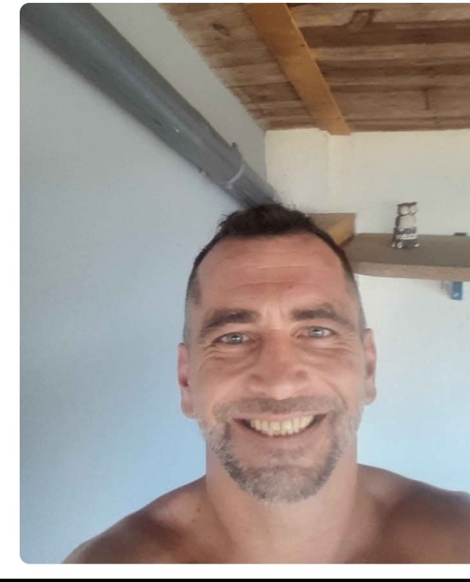 Profil de Manille, 38 ans, Rencontre gay à Porsel (Fribourg)