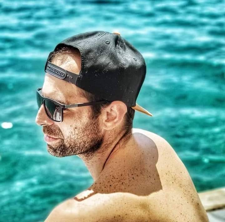 Profil de Doua, 39 ans, Rencontre gay à Font (Fribourg)