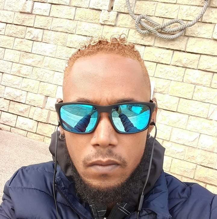 Profil de Hashim, 30 ans, Rencontre gay à Vallon (Fribourg)