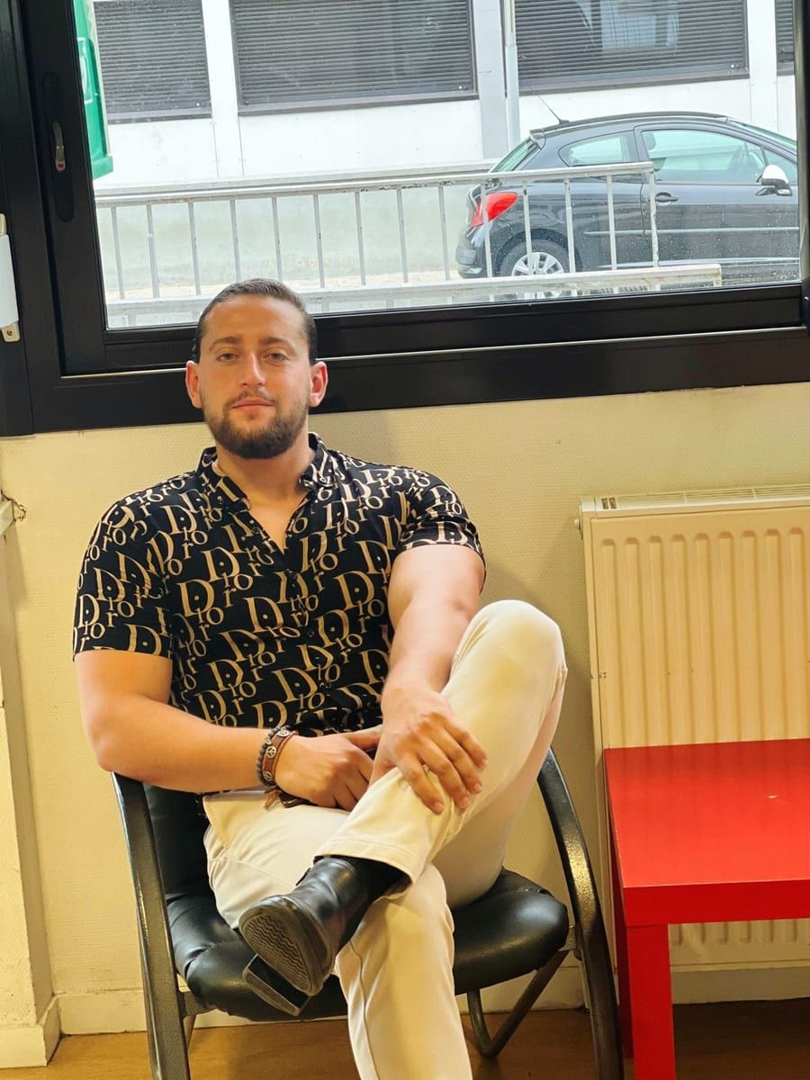 Profil de Thelor, 35 ans, Rencontre gay à Riaz (Fribourg)