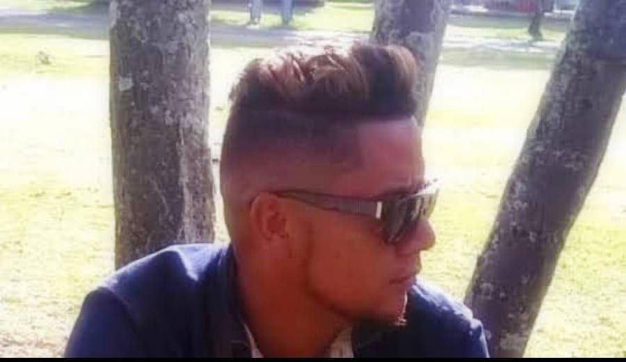 Profil de Josias, 41 ans, Rencontre gay à Les Friques (Fribourg)