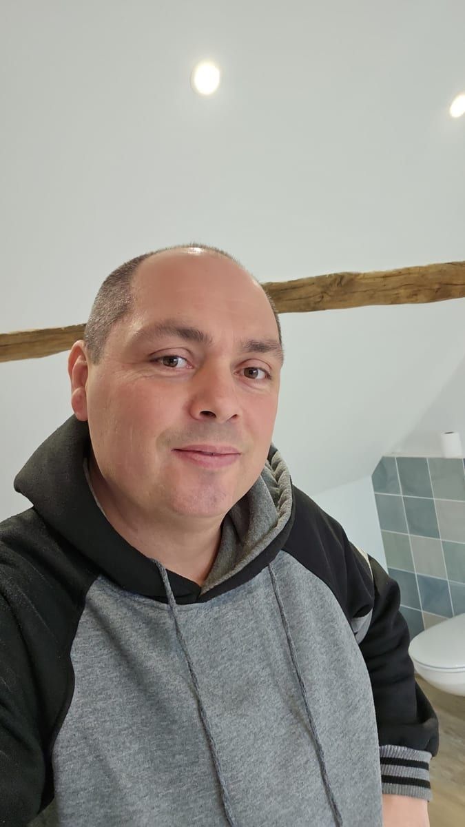 Profil de Rico, 44 ans, Rencontre gay à Prez-vers-Noréaz (Fribourg)