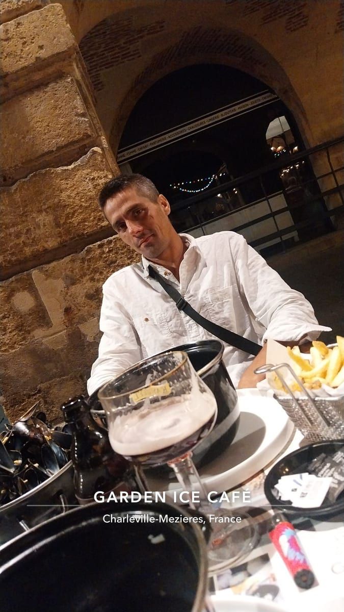 Profil de Saufiane, 28 ans, Rencontre gay à Vuippens (Fribourg)