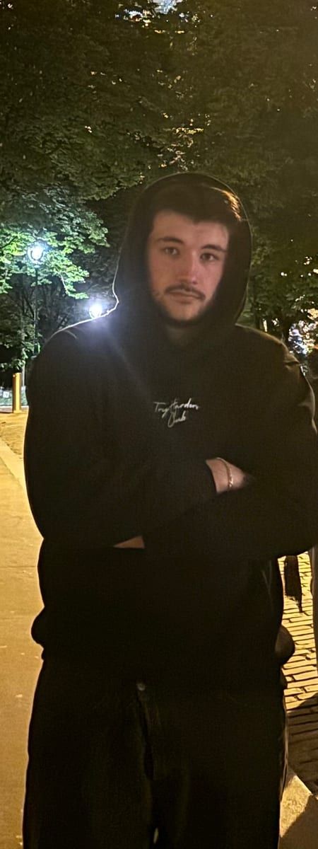 Profil de Ben, 23 ans, Rencontre gay à Russy (Fribourg)