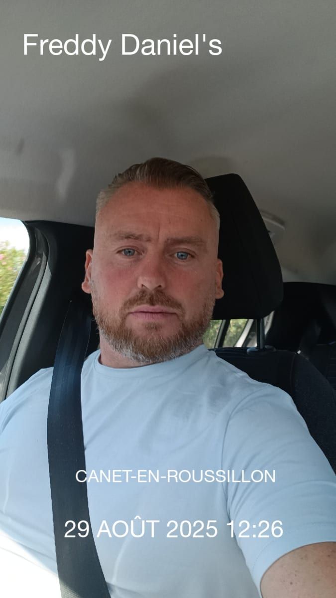Profil de Igor, 42 ans, Rencontre gay à Courtion (Fribourg)