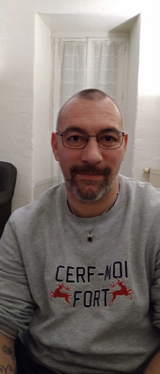 Madi - Rencontre gay à Villarsel-sur-Marly Profil de Madi, 36 ans, Rencontre gay à Villarsel-sur-Marly (Fribourg)