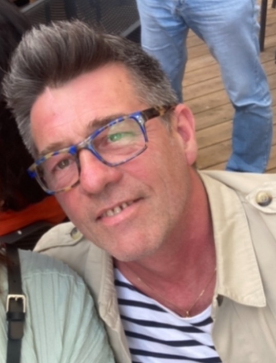 Riyas - Rencontre gay à Grenilles Profil de Riyas, 44 ans, Rencontre gay à Grenilles (Fribourg)