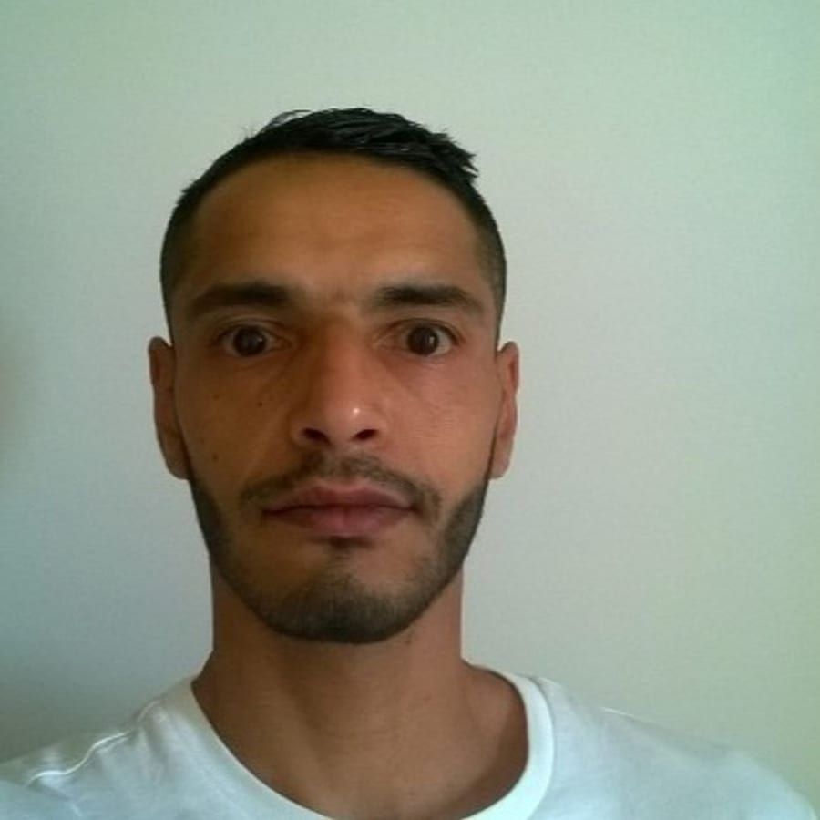 Profil de Tobias, 23 ans, Rencontre gay à Nierlet-les-Bois (Fribourg)