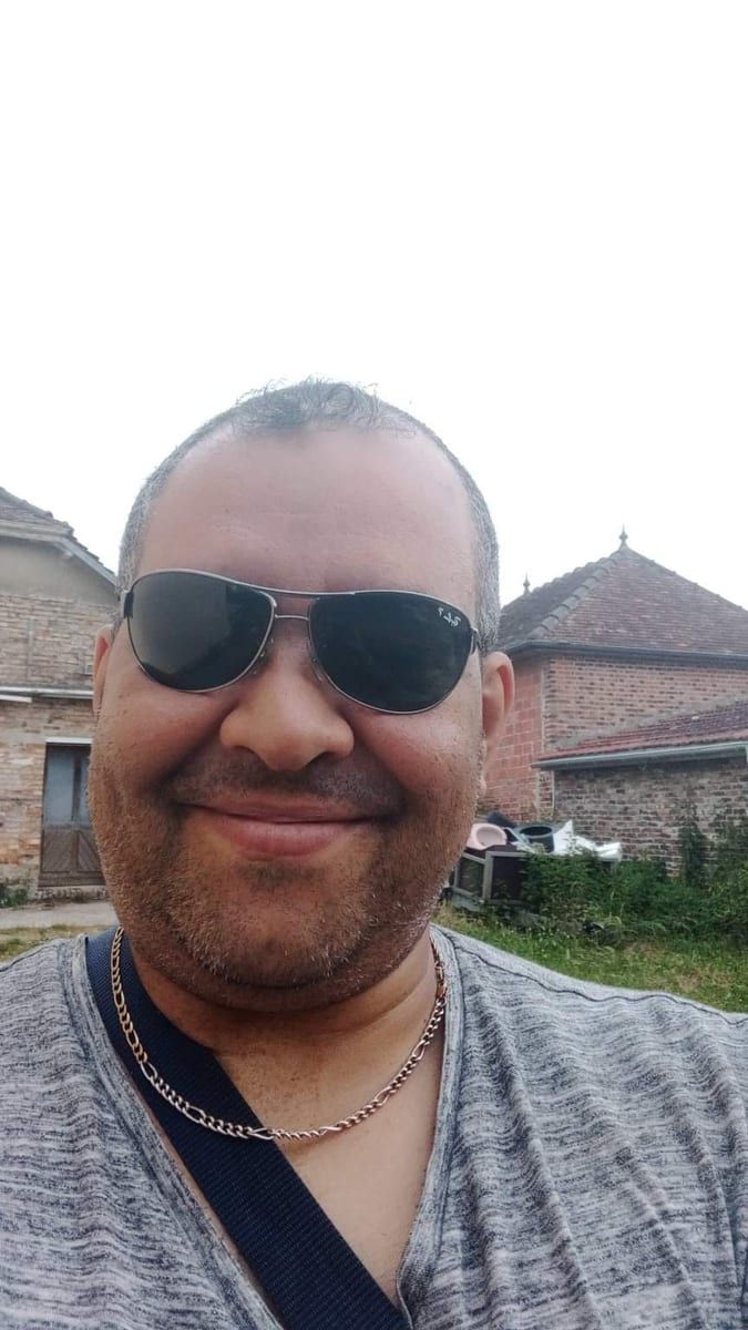 Profil de Helmi, 26 ans, Rencontre gay à Crésuz (Fribourg)