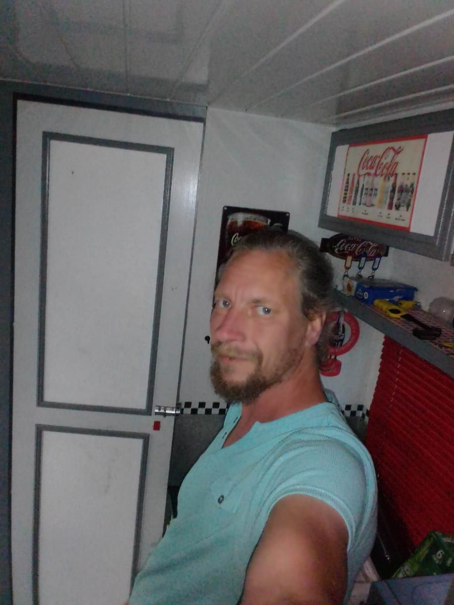 Fahri - Rencontre gay à Magnedens Profil de Fahri, 41 ans, Rencontre gay à Magnedens (Fribourg)
