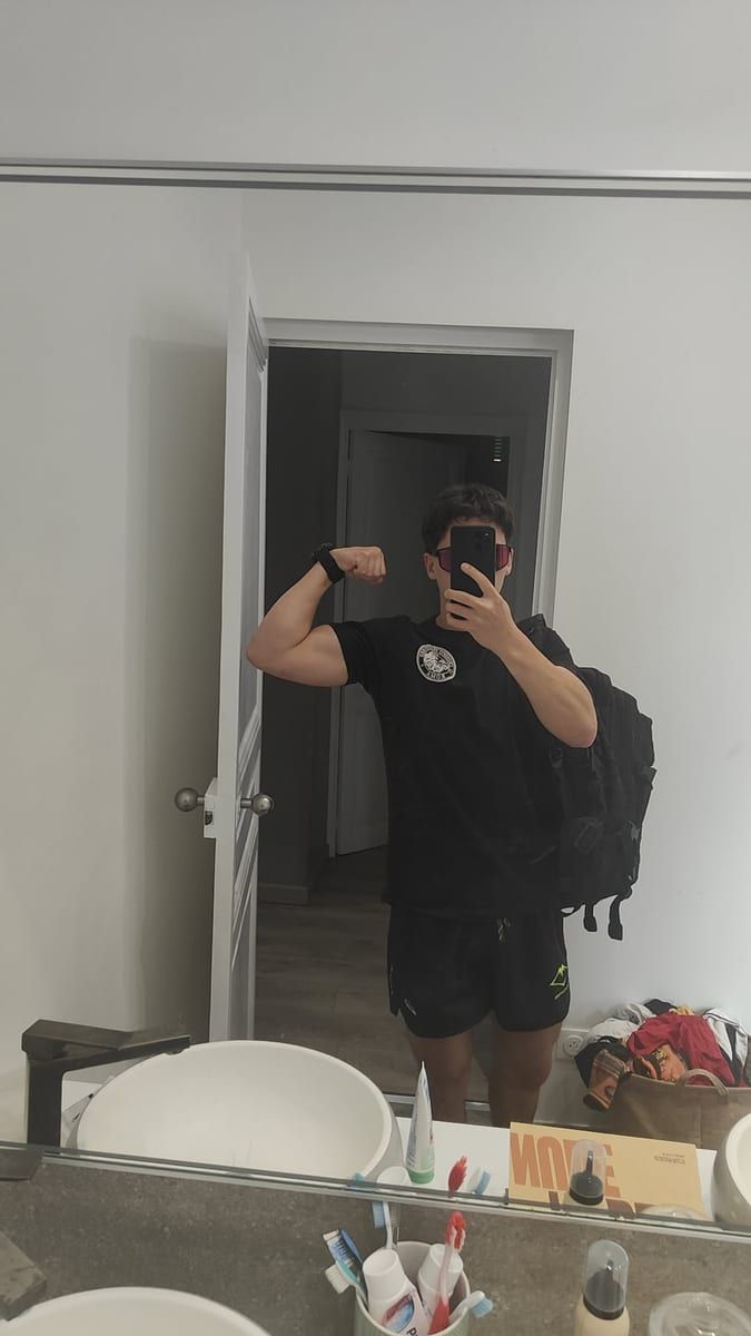 Profil de Callum, 45 ans, Rencontre gay à Courlevon (Fribourg)