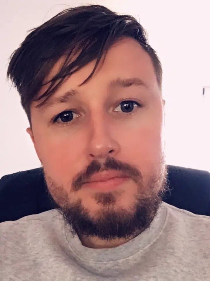 Profil de Charlery, 22 ans, Rencontre gay à Farvagny-le-Grand (Fribourg)