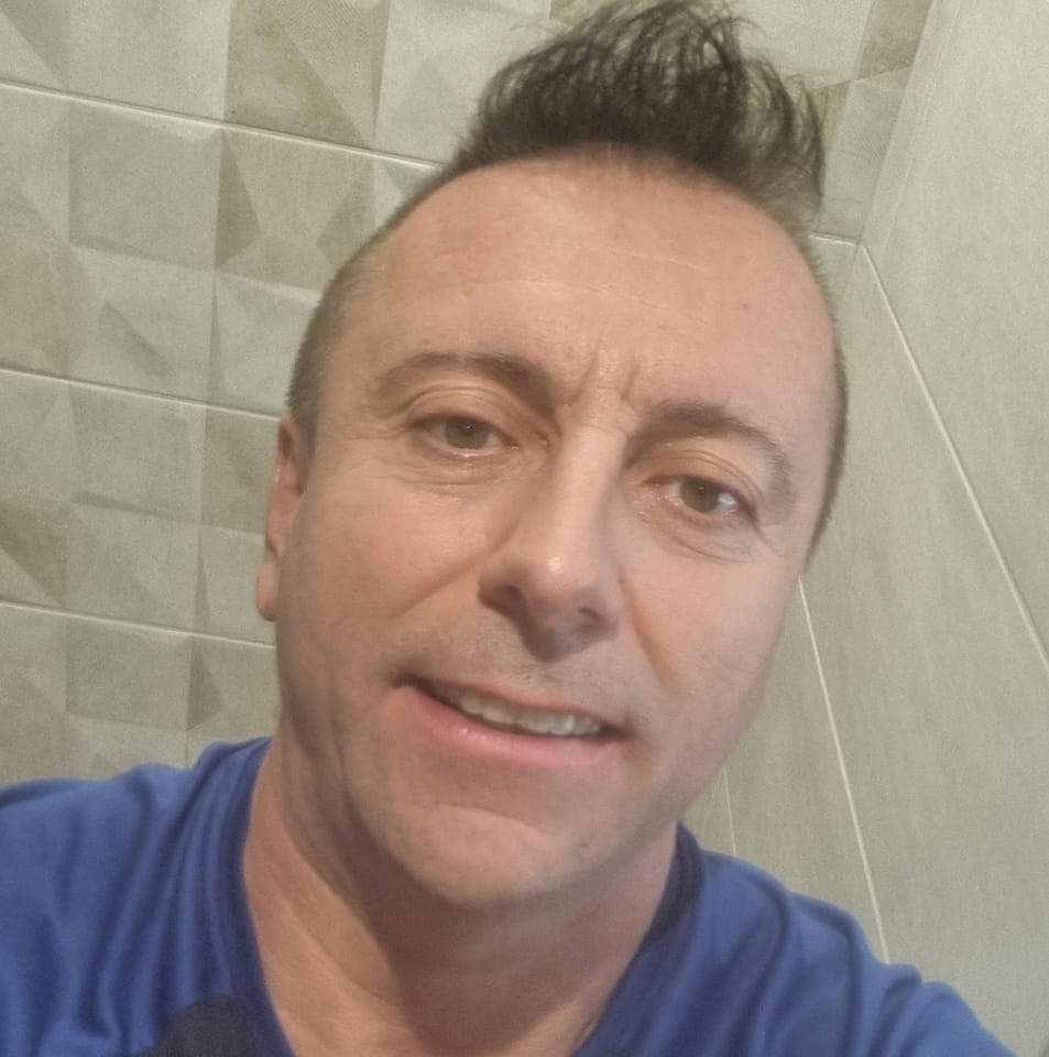 Profil de Robby, 44 ans, Rencontre gay à Sorens (Fribourg)