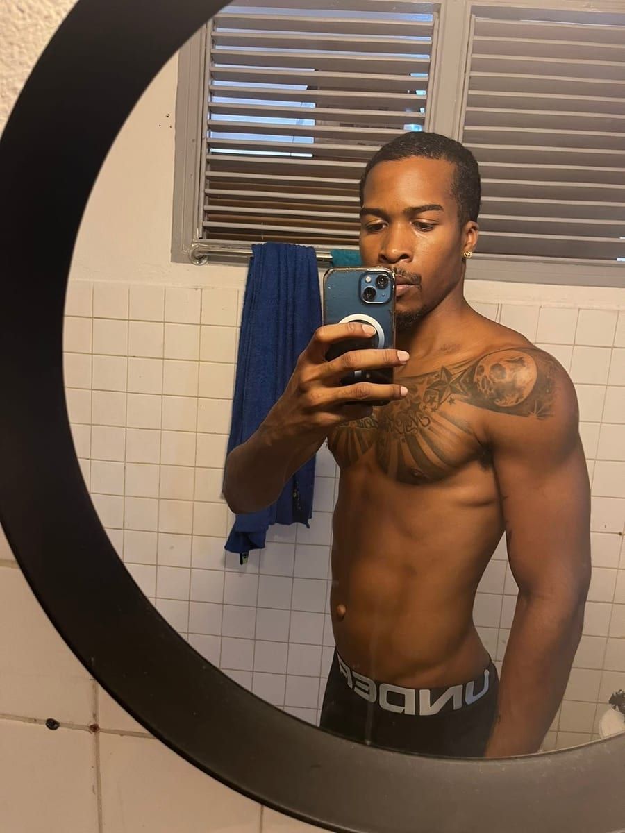 Profil de Michel-henri, 33 ans, Rencontre gay à Domdidier (Fribourg)