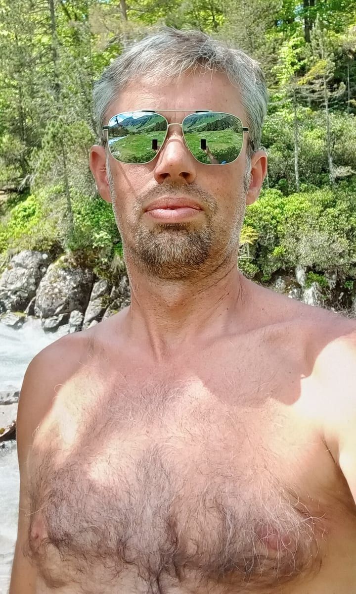 Profil de Zeynel, 24 ans, Rencontre gay à Plasselb (Fribourg)