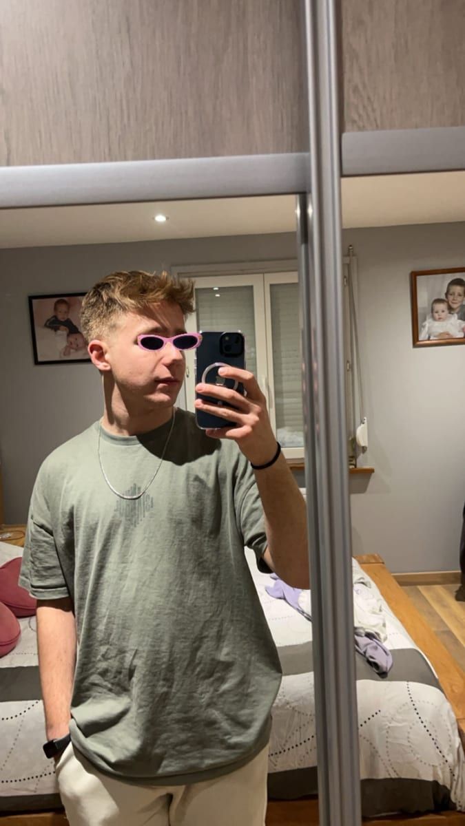 Profil de Olindo, 24 ans, Rencontre gay à Delley (Fribourg)