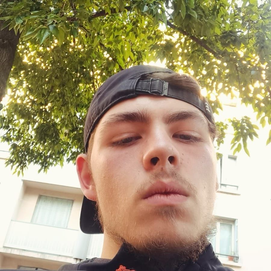 Profil de Arris, 35 ans, Rencontre gay à Châtillon FR (Fribourg)